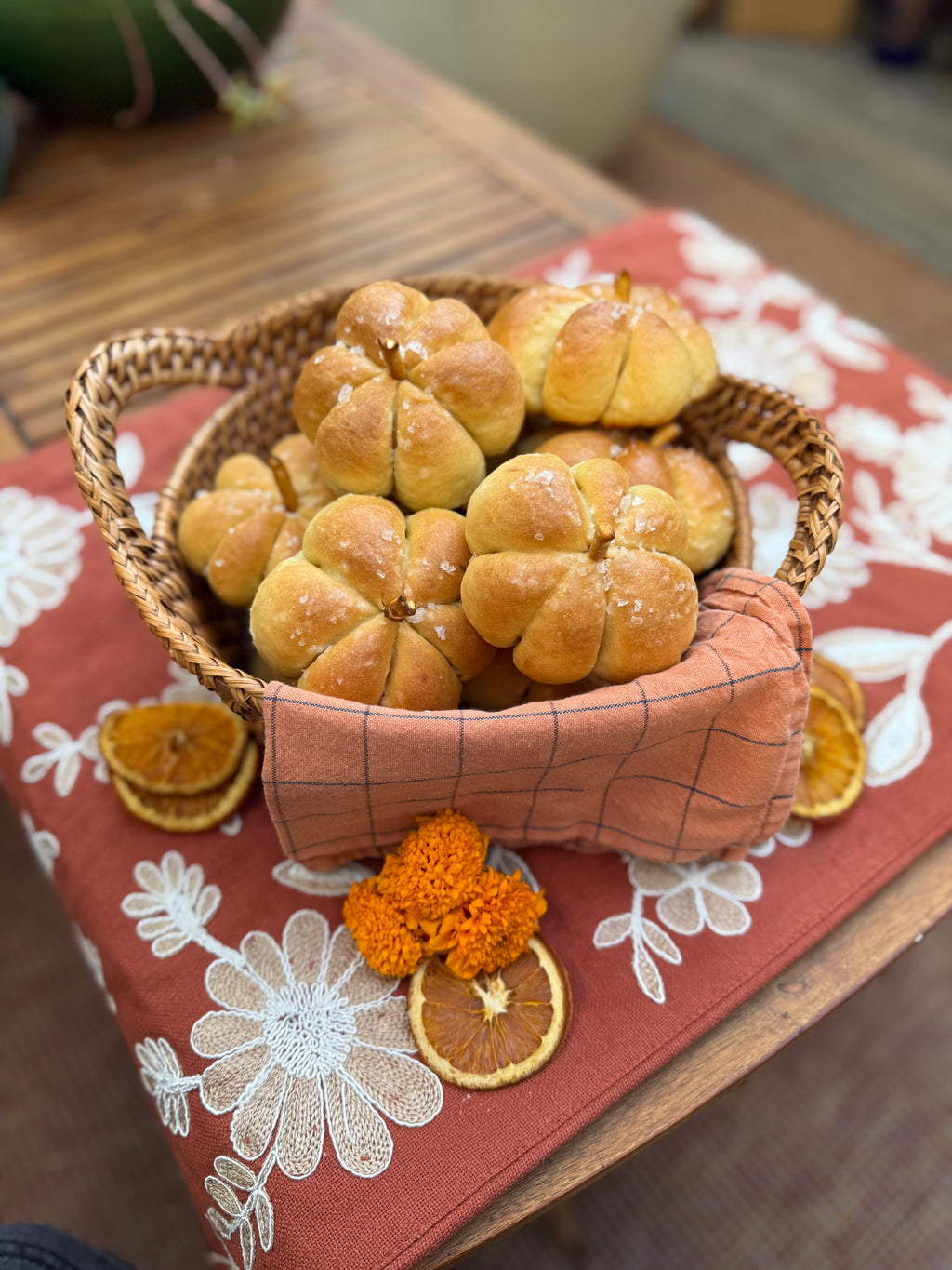 Thanksgiving Dinner Rolls
